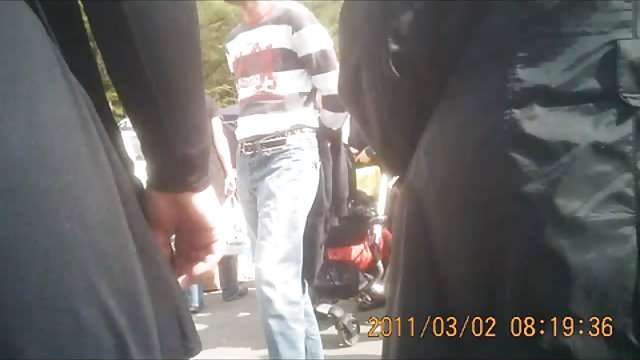 他媽的媽你有多好吃我的陰部 所有的亚洲性 乱伦