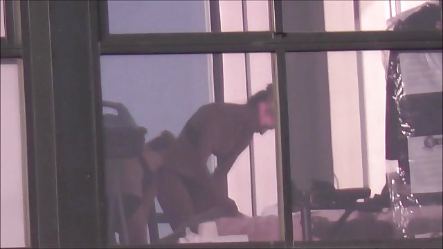 我和一個年輕的黑白混血兒有關係，我要回家了＃8230 免费的亚洲视频 性感的女孩