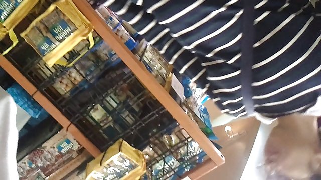 每當媽媽責罵我時，她都亂搞我！ 欲望都市 女同志