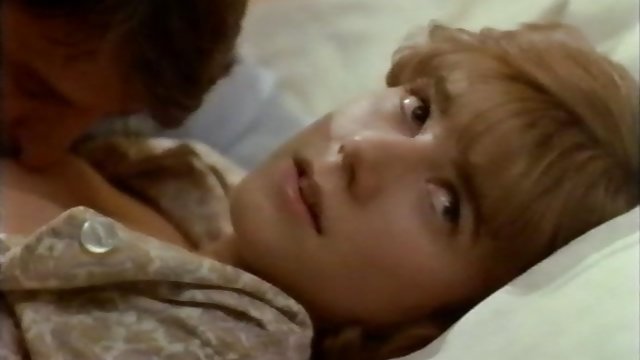 我和我的繼母混在一起，流血！ 亚洲同性恋色情 巴茨