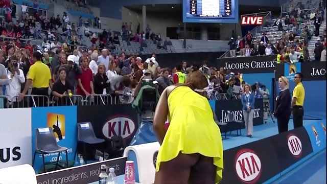 我的妻子和她的朋友想和我一起洗澡 最好的亚洲色情网站 三重奏