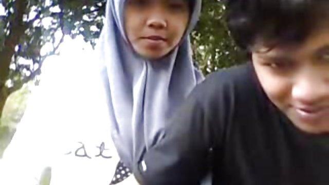 我的嫂子和我今天一起吃飯 亚洲口交 在法律姐妹