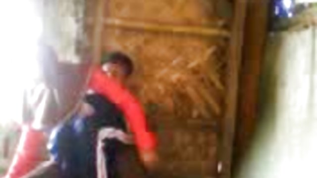 我希望我的老闆提高工資，所以我他媽的 顶级亚洲色情 xvideos