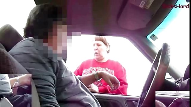 在吃飯之前，我的嫂子在尋找性 性别亚洲性 在法律姐妹