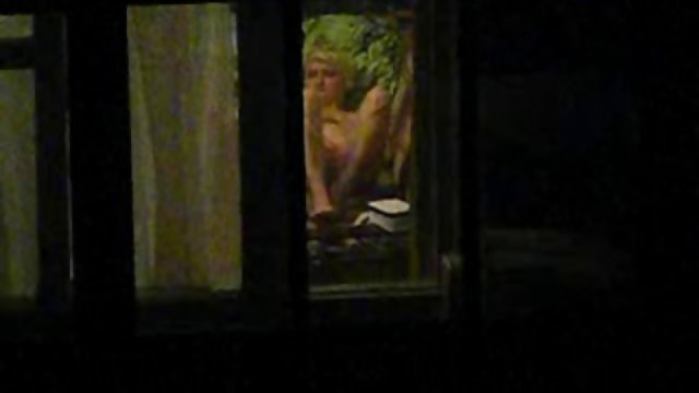 我的鄰居，單身女人，她很好 超 金发